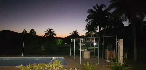 Fazenda / Sítio / Chácara com 4 Quartos à venda, 200m² no Rio Seco (Bacaxá), Saquarema