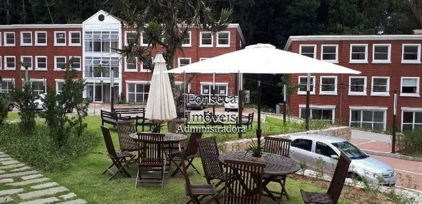 Loja / Salão / Ponto Comercial à venda, 30m² no Quarteirão Brasileiro, Petrópolis