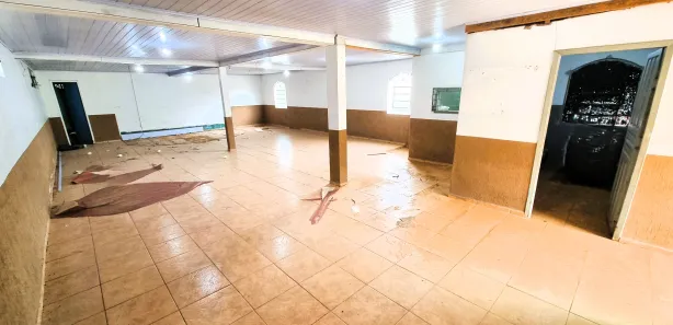 Loja / Salão / Ponto Comercial à venda, 360m² no Jardim Itau, Itaperuçu