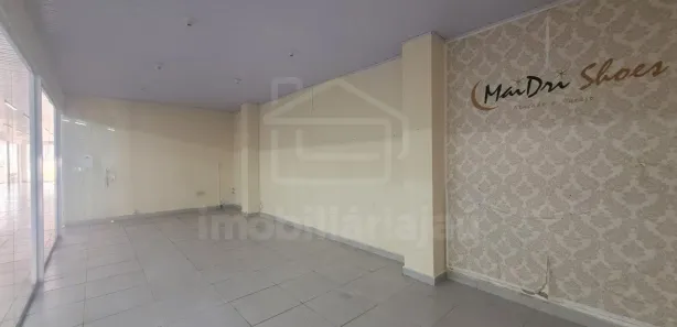 Loja / Salão / Ponto Comercial para alugar, 55m² no Chácara Braz Miraglia, Jaú