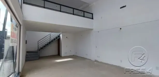 Loja / Salão / Ponto Comercial para alugar, 47m² no Parque Ipiranga, Resende