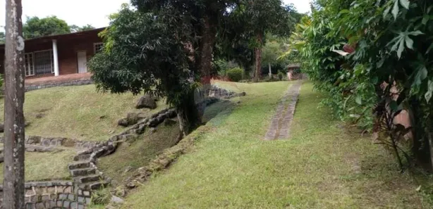Fazenda / Sítio / Chácara com 3 Quartos à venda, 6328m² no Corujas, Guapimirim