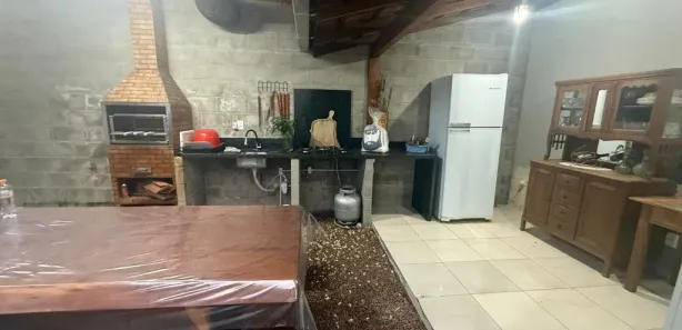 Casa com 3 Quartos para alugar, 120m² no Centro, Penha