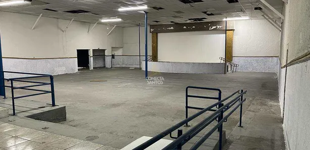 Galpão / Depósito / Armazém para alugar, 1200m² no Parque São Vicente, São Vicente