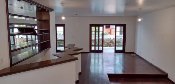 Casa de Condomínio com 2 Quartos para alugar, 308m² no Alphaville, Santana de Parnaíba