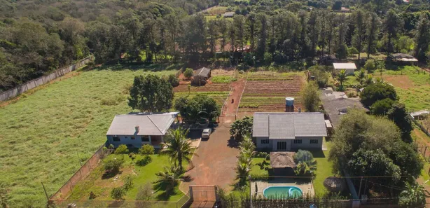 Fazenda / Sítio / Chácara com 5 Quartos à venda, 5000m² no Náutica, Foz do Iguaçu