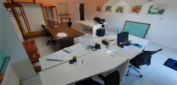 Conjunto Comercial / Sala para alugar, 107m² no Enseada do Suá, Vitória