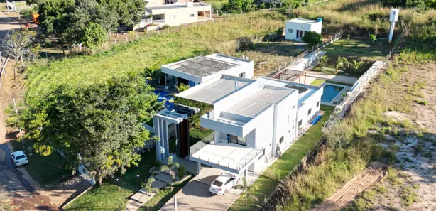 Casa de Condomínio com 5 Quartos à venda, 1420m² no , Hidrolândia