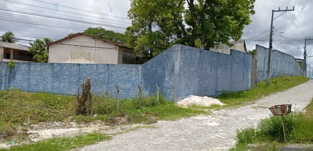 Terreno / Lote / Condomínio para venda ou aluguel, 2000m² no Cristo Rei, Dias d'Ávila