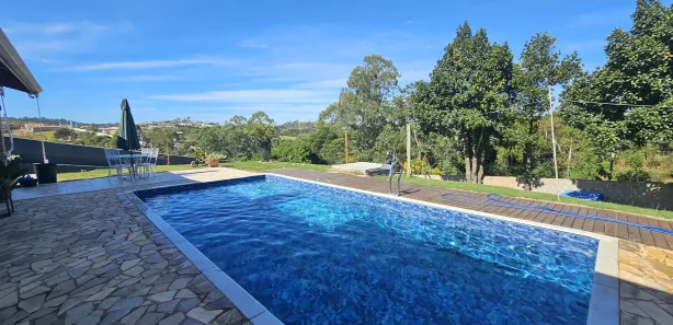 Fazenda / Sítio / Chácara com 2 Quartos à venda, 800m² no , Mairinque