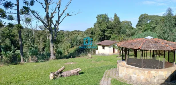 Fazenda / Sítio / Chácara com 3 Quartos à venda, 200m² no Capivari, Colombo
