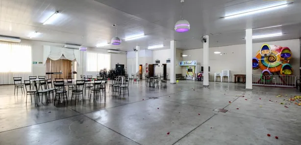 Galpão / Depósito / Armazém à venda, 582m² no Manoel Valinhas, Divinópolis