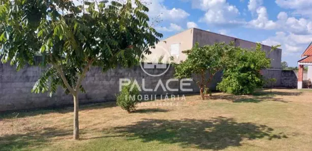 Fazenda / Sítio / Chácara com 2 Quartos à venda, 1200m² no Centro, Laranjal Paulista