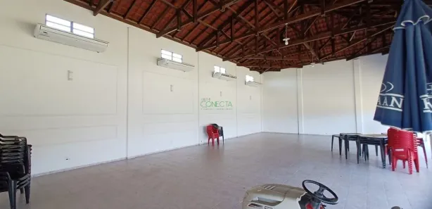 Fazenda / Sítio / Chácara com 3 Quartos à venda, 200m² no Chácara Santa Maria, Cambé