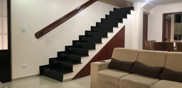 Sobrado com 3 Quartos à venda, 207m² no Vila Belvedere, Americana