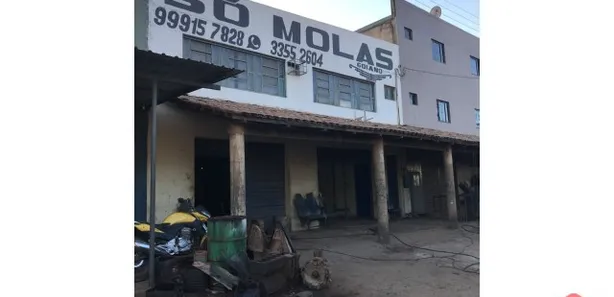Galpão / Depósito / Armazém à venda, 600m² no Zona Industrial, Brasília