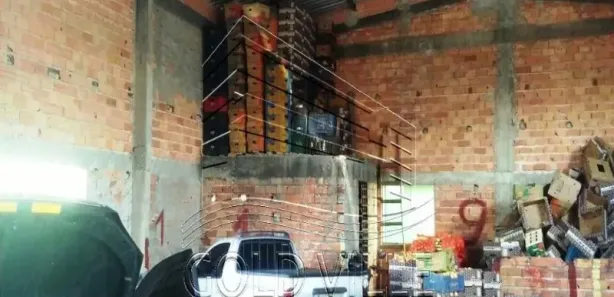 Galpão / Depósito / Armazém para alugar, 200m² no Padroeira, Osasco