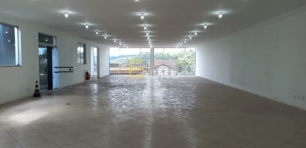 Loja / Salão / Ponto Comercial para alugar, 274m² no Centro, Várzea Paulista