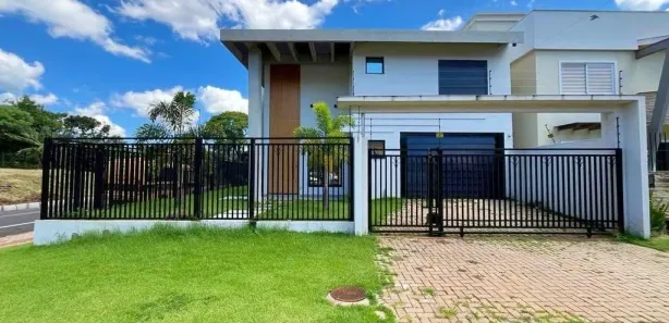 Casa com 3 Quartos para alugar, 200m² no Presidente Médici, Chapecó