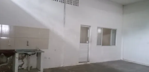 Galpão / Depósito / Armazém para alugar, 500m² no Santo Antônio, Manaus