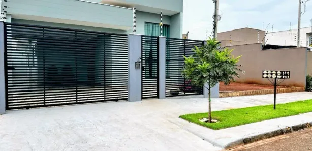 Casa de Condomínio com 3 Quartos à venda, 136m² no Bom Jardim, Maringá