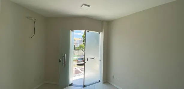 Casa de Condomínio com 3 Quartos para alugar, 120m² no Brasília, Feira de Santana