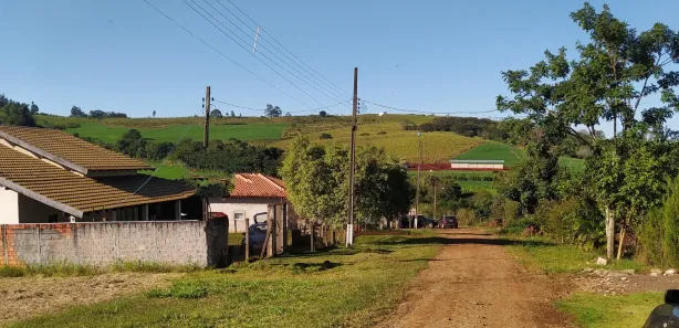 Fazenda / Sítio / Chácara com 1 Quarto à venda, 2500m² no condomínio chácaras Itaúna, Ibiporã