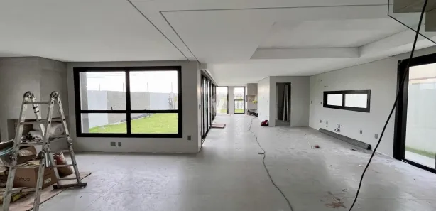 Casa de Condomínio com 4 Quartos à venda, 255m² no Camobi, Santa Maria