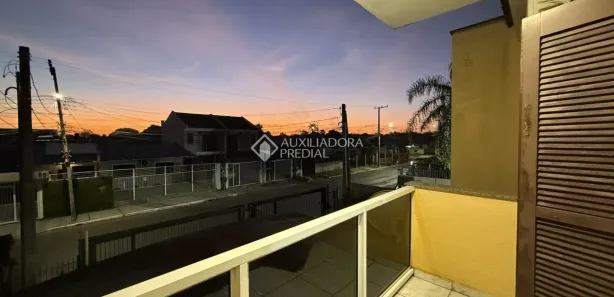 Sobrado com 3 Quartos à venda, 114m² no Niterói, Canoas