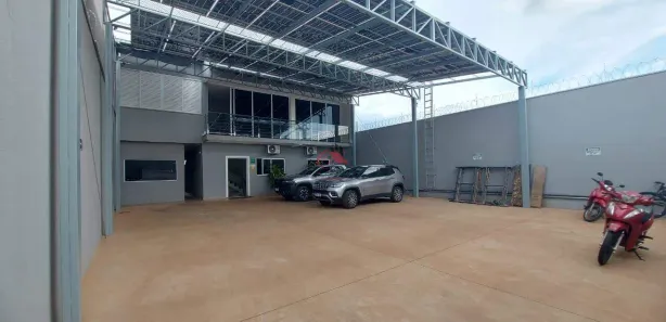 Loja / Salão / Ponto Comercial à venda, 330m² no Parque das Laranjeiras, Uberaba