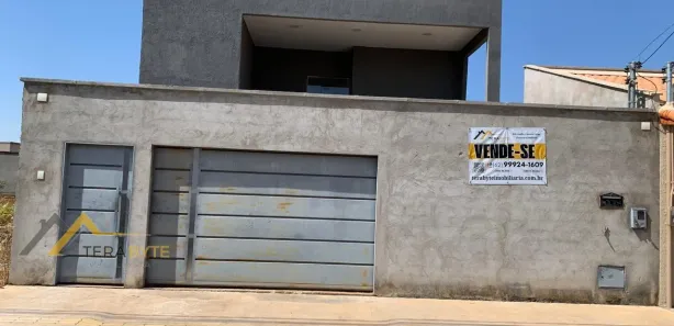 Sobrado com 3 Quartos à venda, 200m² no Residencial Recanto das Emas, Goiânia
