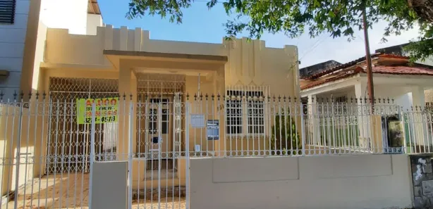 Casa com 4 Quartos para alugar, 182m² no São José, Aracaju