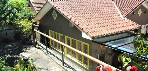 Casa com 3 Quartos à venda, 143m² no Castelanea, Petrópolis