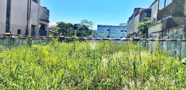 Terreno / Lote / Condomínio à venda, 642m² no Centro, Santa Maria