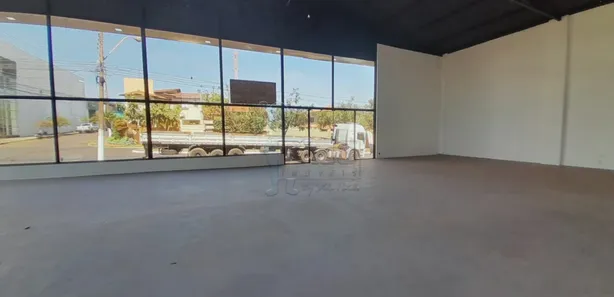 Loja / Salão / Ponto Comercial para alugar, 410m² no Centro, Sertãozinho