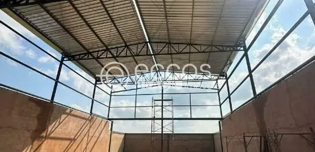 Galpão / Depósito / Armazém à venda, 513m² no Área Rural de Uberlândia, Uberlândia