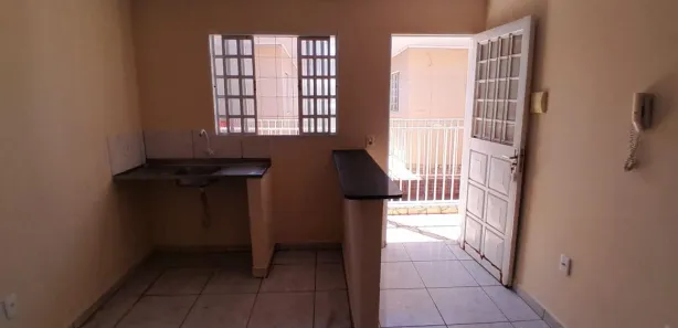 Prédio Inteiro com 1 Quarto à venda, 249m² no Ceilândia Sul, Brasília