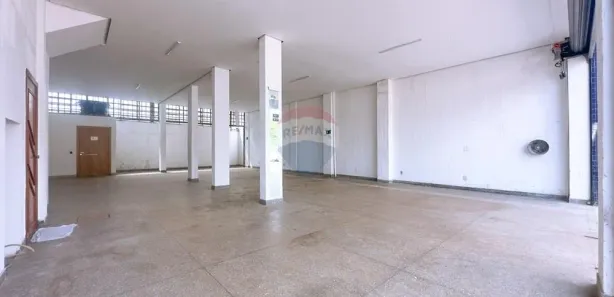 Prédio Inteiro com 4 Quartos à venda, 181m² no Setor de Desenvolvimento Econômico, Brasília