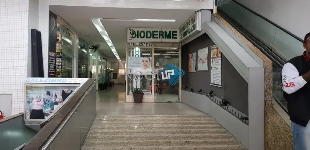 Loja / Salão / Ponto Comercial à venda, 48m² no Copacabana, Rio de Janeiro