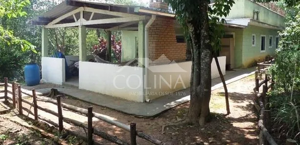 Fazenda / Sítio / Chácara com 3 Quartos à venda, 180m² no Centro, Pirapora do Bom Jesus