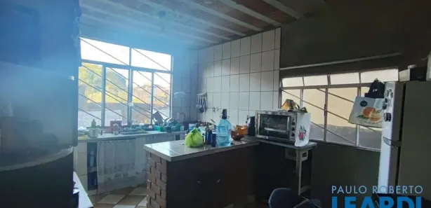 Sobrado com 3 Quartos à venda, 136m² no Jardim Esperança, Poços de Caldas