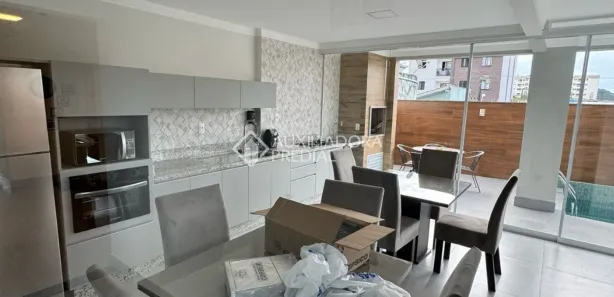 Apartamento com 2 Quartos para alugar, 72m² no Tabuleiro, Camboriú