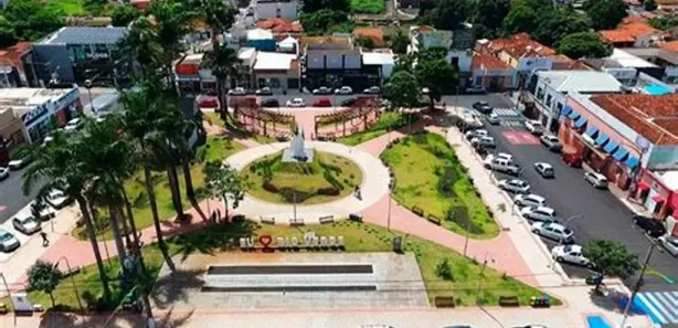 Terreno / Lote / Condomínio à venda, 180m² no Vila Carolina, Rio Verde