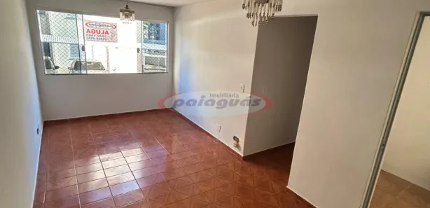 Apartamento com 3 Quartos para alugar, 60m² no Vila Emília, Maringá