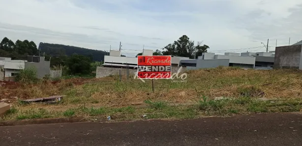 Terreno / Lote / Condomínio à venda, 242m² no Jardim Paulino Fedrigo, Arapongas