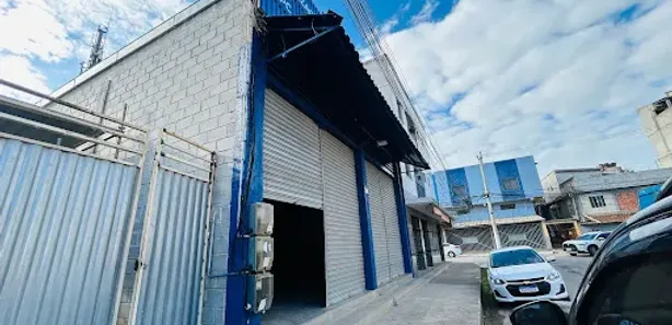 Galpão / Depósito / Armazém para alugar, 200m² no Riviera Fluminense, Macaé