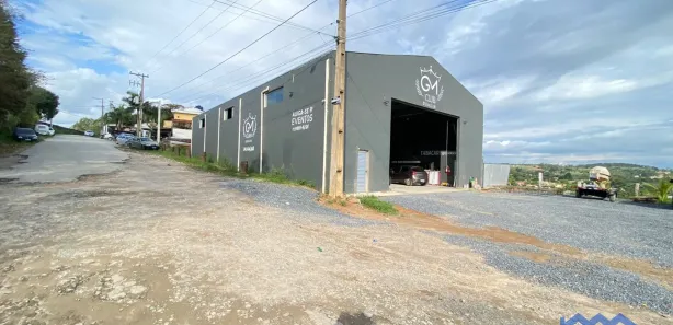Galpão / Depósito / Armazém à venda, 500m² no , Mairinque