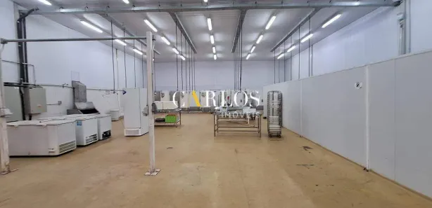 Galpão / Depósito / Armazém à venda, 2334m² no Distrito Industrial Deputado Simão da Cunha, Santa Luzia