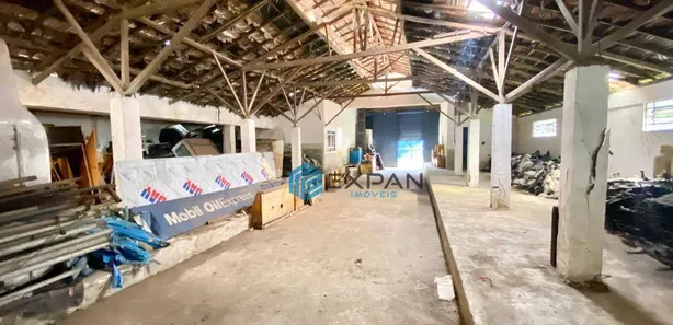 Galpão / Depósito / Armazém para venda ou aluguel, 1000m² no Curicica, Rio de Janeiro