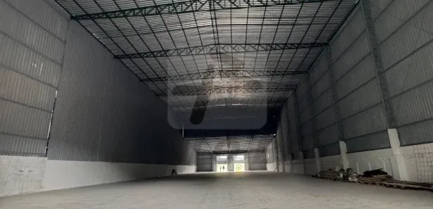Galpão / Depósito / Armazém para alugar, 1700m² no , Araçariguama